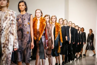 Look 39